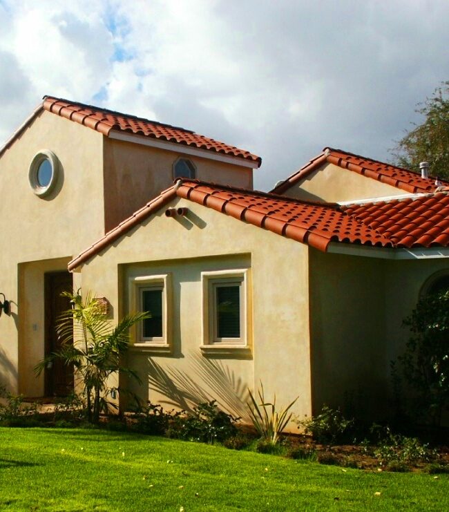 Front Right View